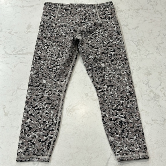 Athleta Elation Textured 7/8 Tight Leggings Meadow Decadent Chocolate Medium - Picture 7 of 16